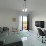Relax Apartment, Side Sea View, Golem, Albania