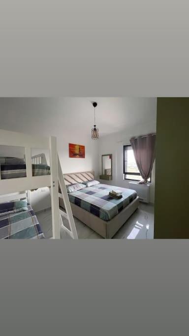 Relax Apartment, Side Sea View, Golem, Albania Apartament