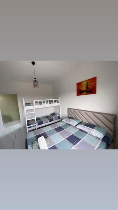 Relax Apartment, Side Sea View, Golem, Albania Apartament