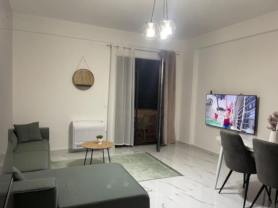 Relax Apartment, Side Sea View, Golem, Albania Apartament *