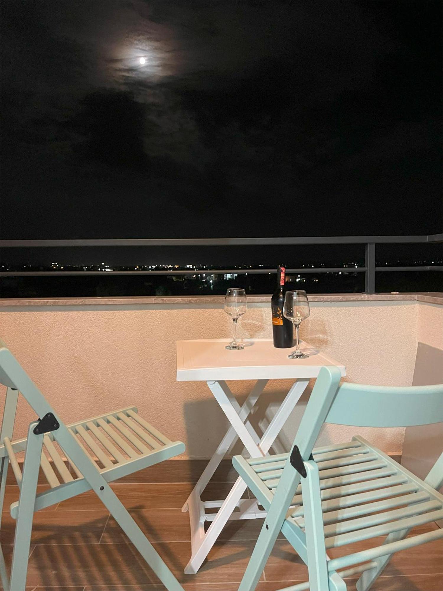 Apartament Relax Apartment, Side Sea View, Golem, Albania *