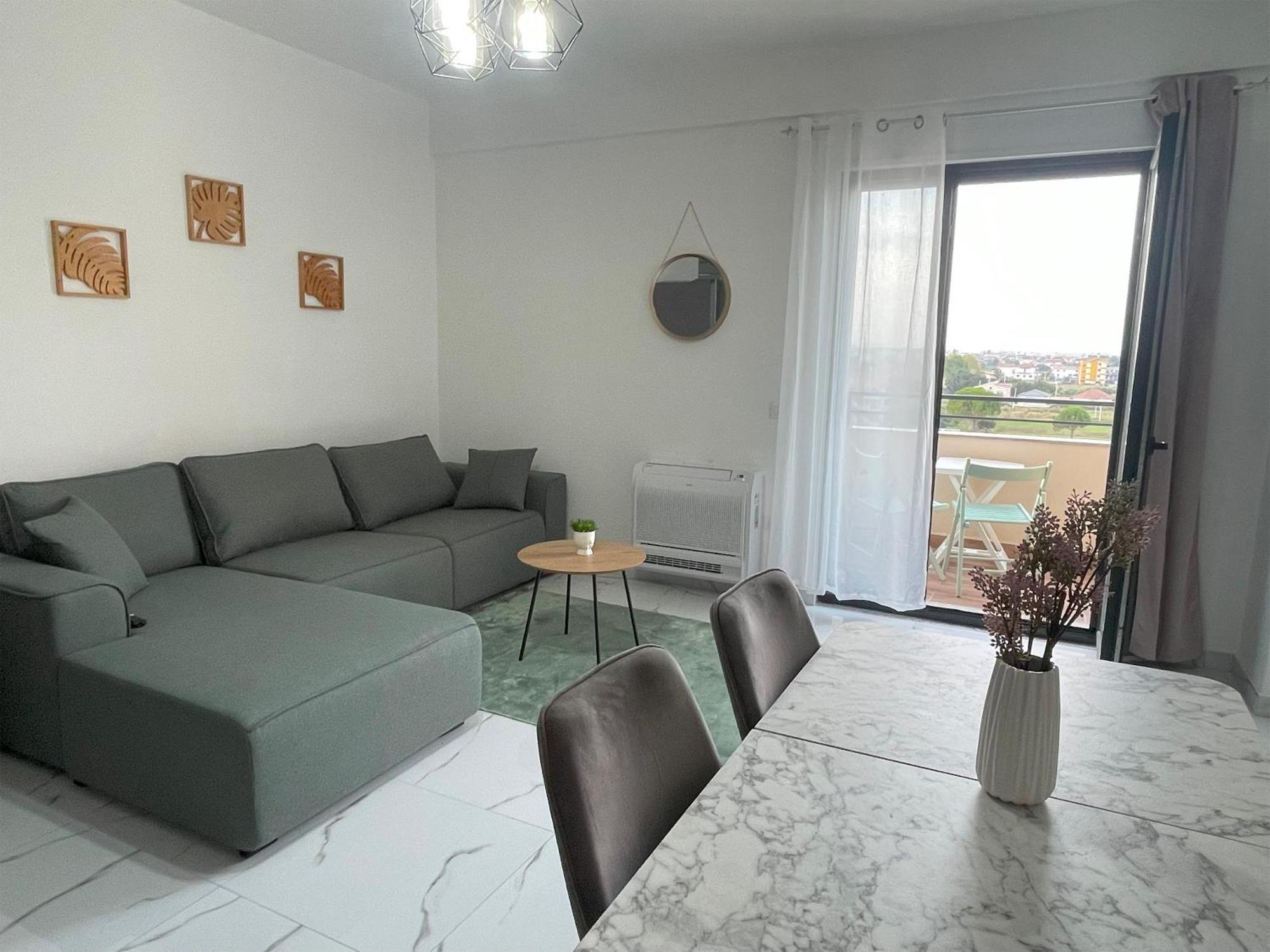 Relax Apartment, Side Sea View, Golem, Albania